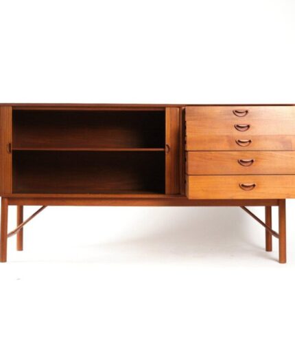 danish-sideboard-by-peter-hvidt-orla-molgaard-nielsen-for-soborg-mobelfabrik-1960s-2.jpg